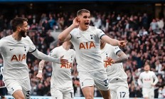 九游体育在线-柏林赫塔惨遭惨败，客场征战黯淡的简单介绍