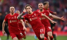 九游体育亚洲官网-利物浦后卫连场进球，帮助球队取得连胜