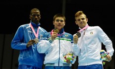 九游体育app-意大利拳击选手破门而入，蝉联金牌王者