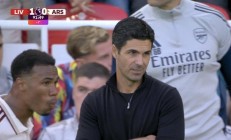 九游体育-意甲比赛中球员遭遇伤病困扰