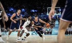 九游体育网页版-塞尔维亚中锋使出绝技帮助球队逆转比赛