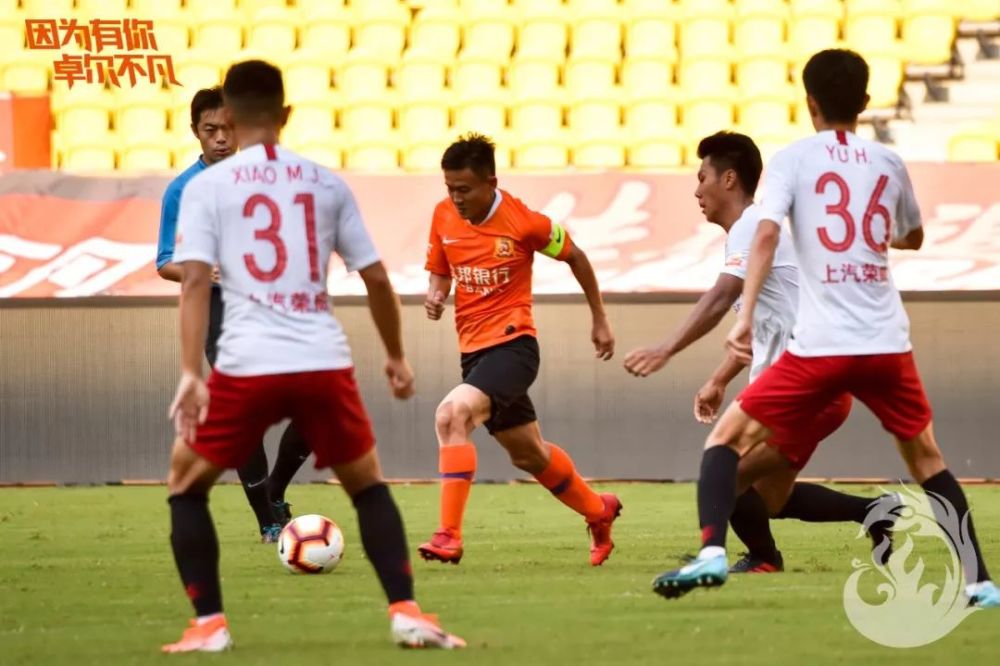 抵挡压力！武汉卓尔胜绩频现力压上海上港