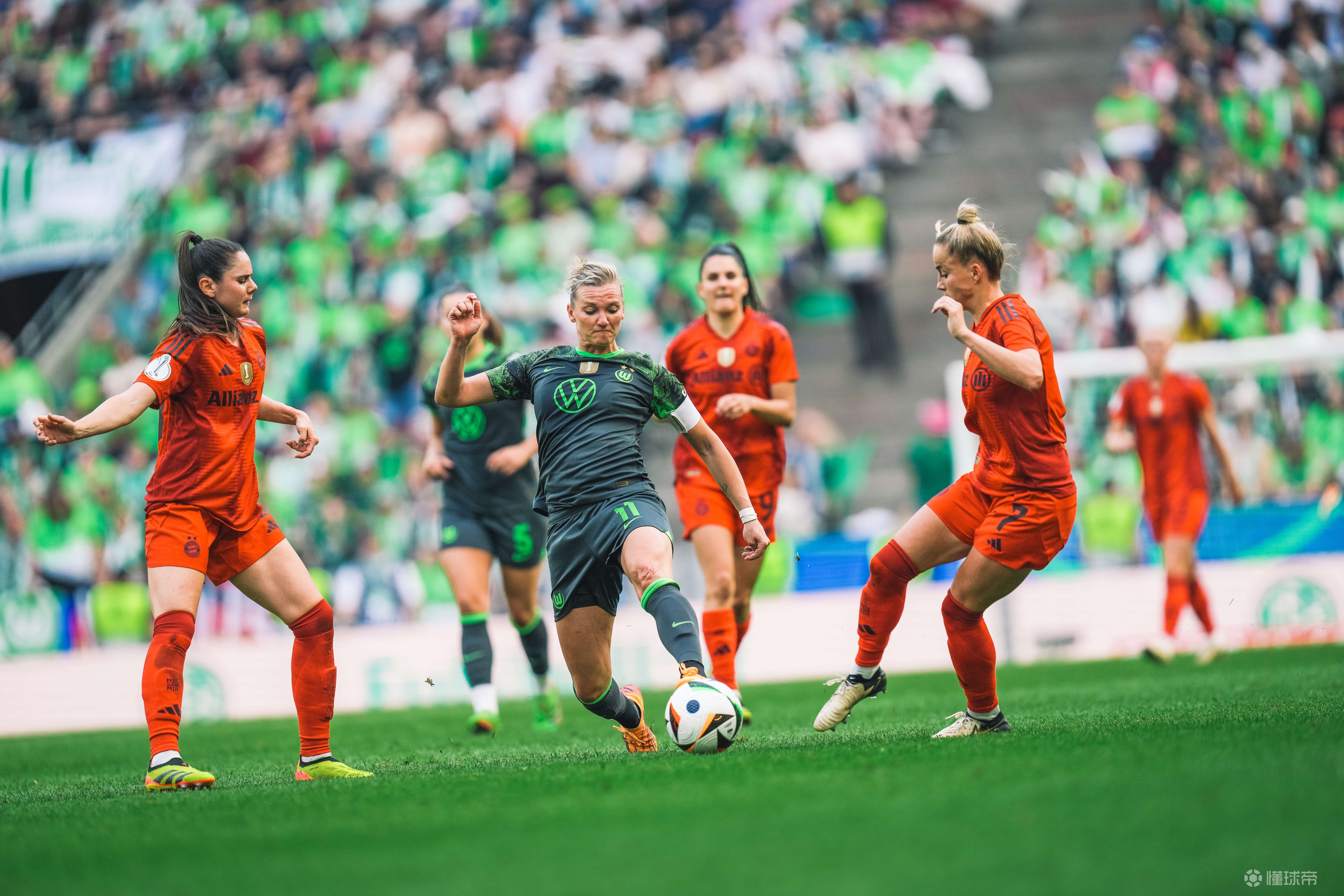 德国队在与马其顿的比赛中获得胜利