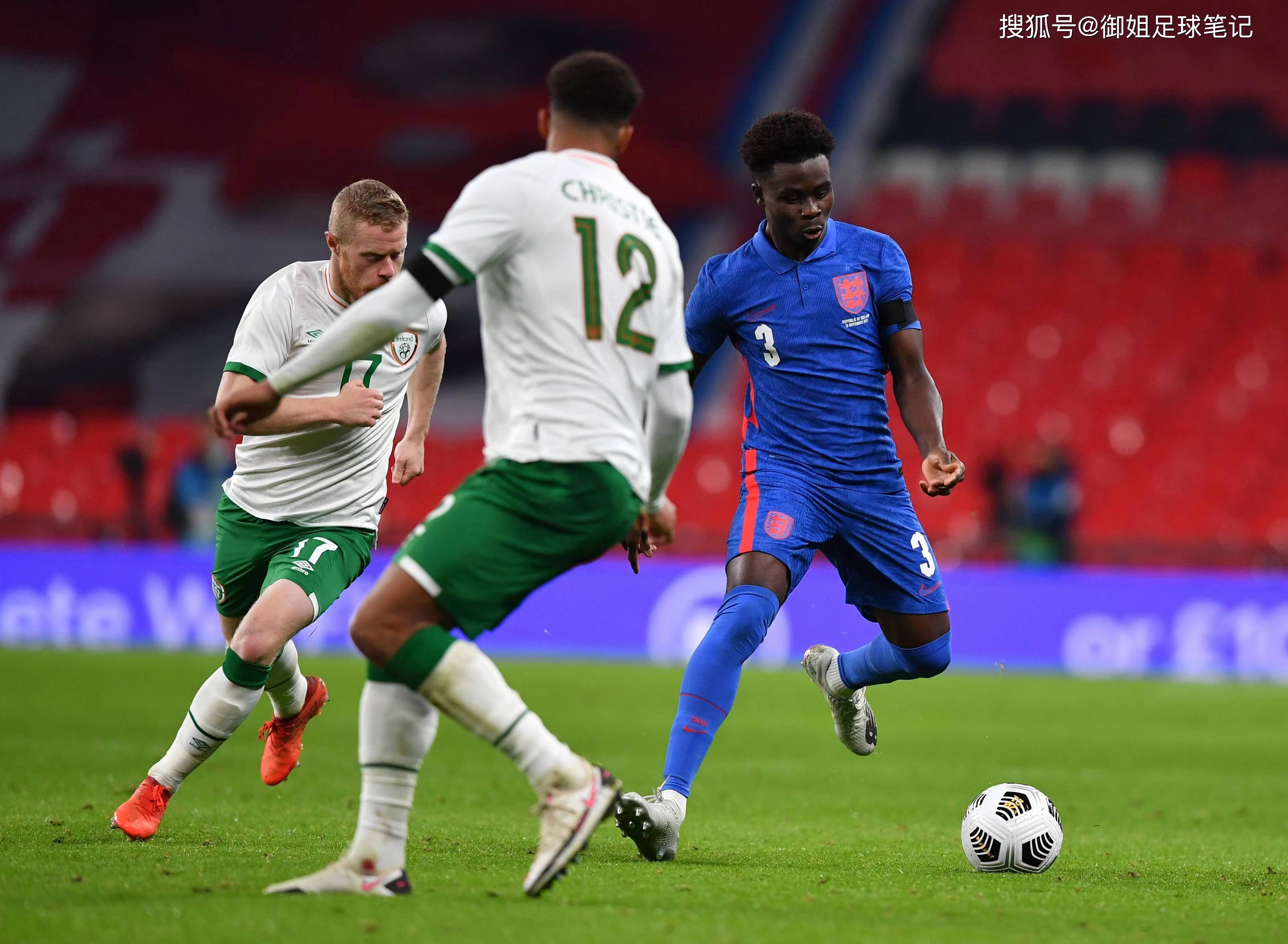 欧预赛比赛：荷兰客场大胜拉脱维亚