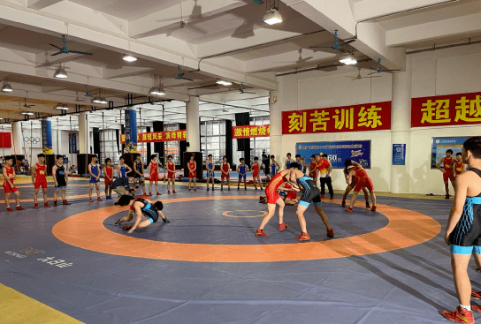 加拿大队全队备战,全力备战以冲刺新赛季的简单介绍 加拿大队全队备战,全力备战以冲刺新赛季的简单介绍