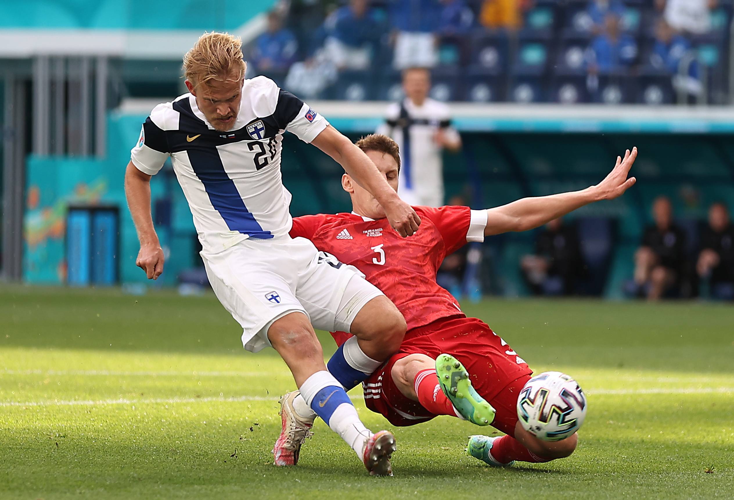 精彩对决:国际足坛激情对决炽热展开的简单介绍 精彩对决:国际足坛激情对决炽热展开的简单介绍