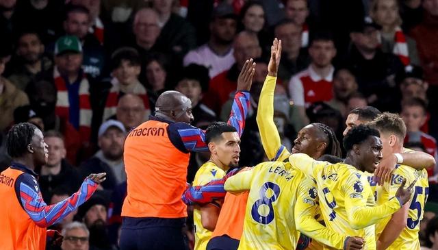 水晶宫再遭遇失利,保级压力逐渐加大的简单介绍 水晶宫再遭遇失利,保级压力逐渐加大的简单介绍