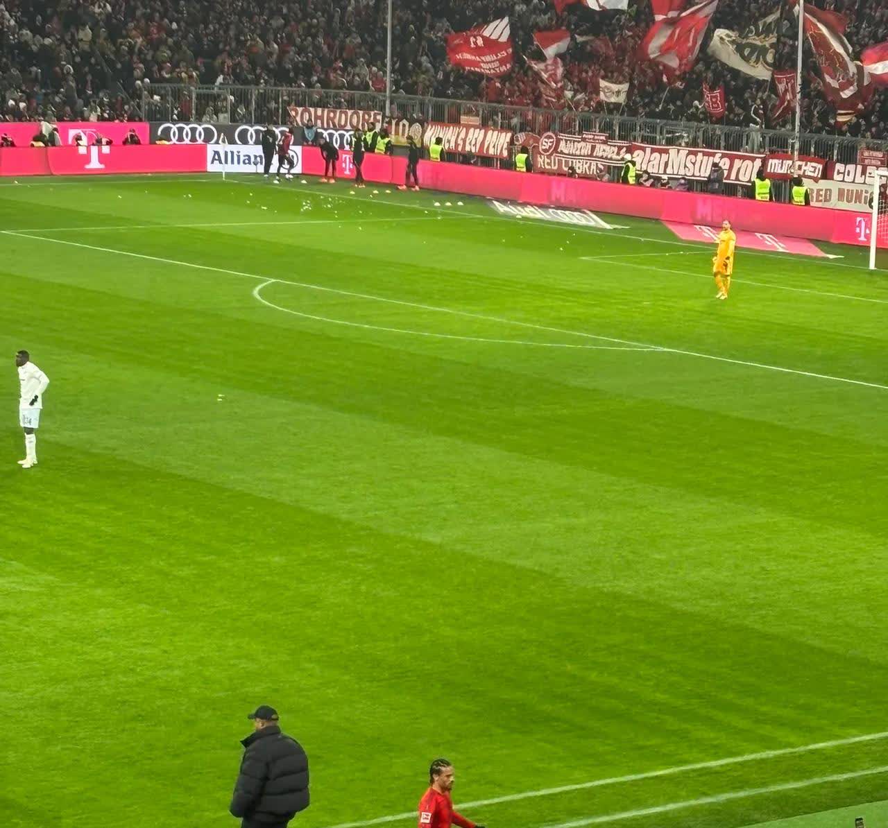 关于萨拉戈萨主场丢两球负于埃瓦尔，状态低迷的信息