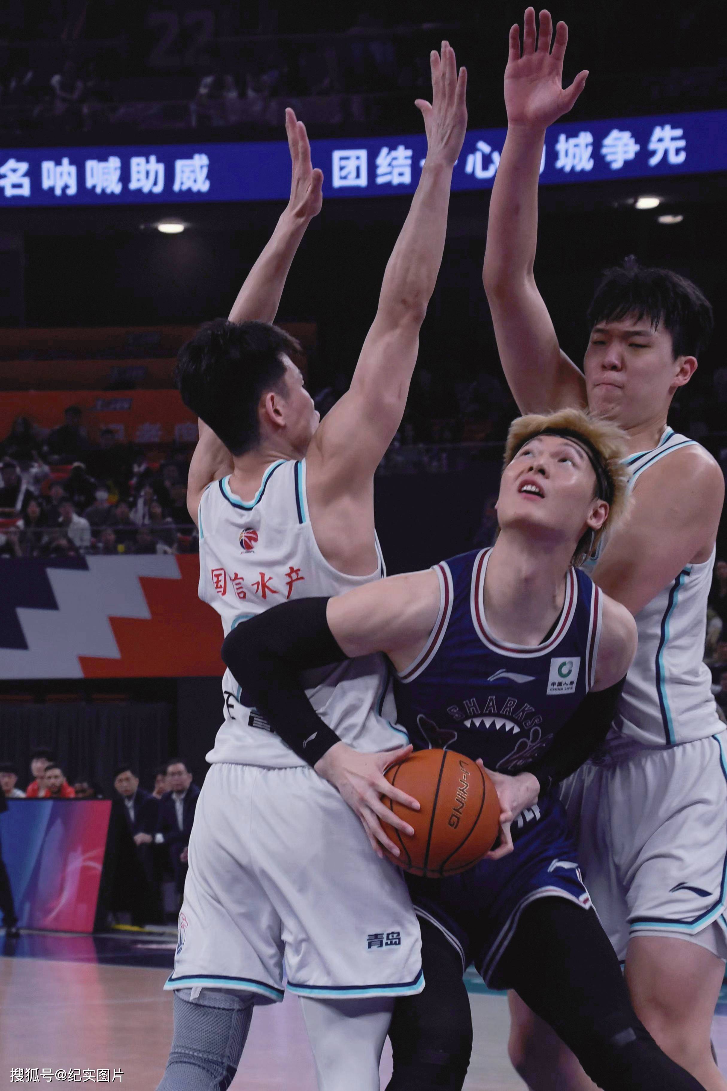 上海队保持火热状态,力克竞争对手的简单介绍 上海队保持火热状态,力克竞争对手的简单介绍