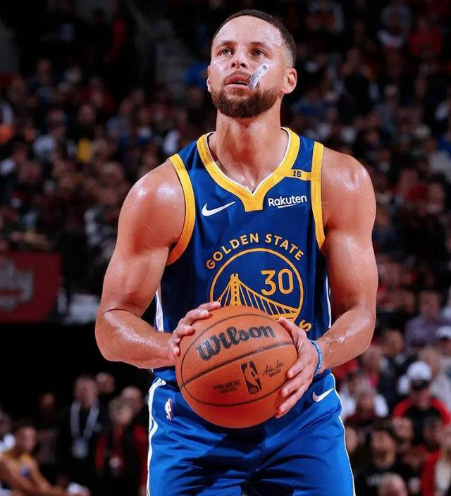 加拿大射手成为新晋球队领袖稳坐首发位置 加拿大射手成为新晋球队领袖稳坐首发位置