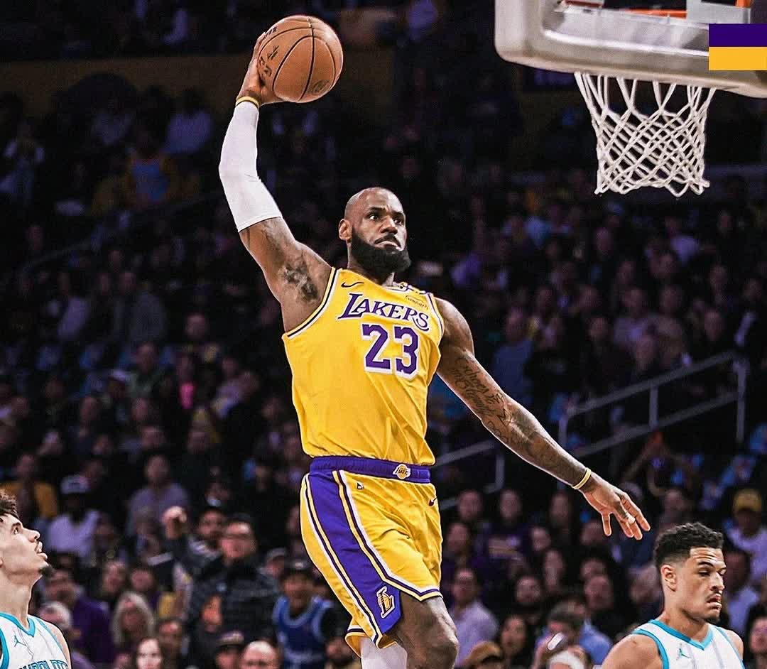 黄蜂主场大败湖人局面一度失控 黄蜂主场大败湖人局面一度失控