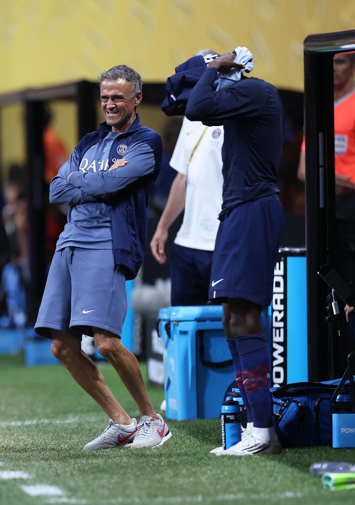 巴黎圣日耳曼球员在冬训中尽展拼搏精神 巴黎圣日耳曼球员在冬训中尽展拼搏精神