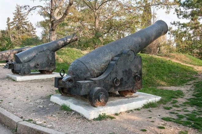 巴尔干之战，黑山逆转克里米亚的简单介绍