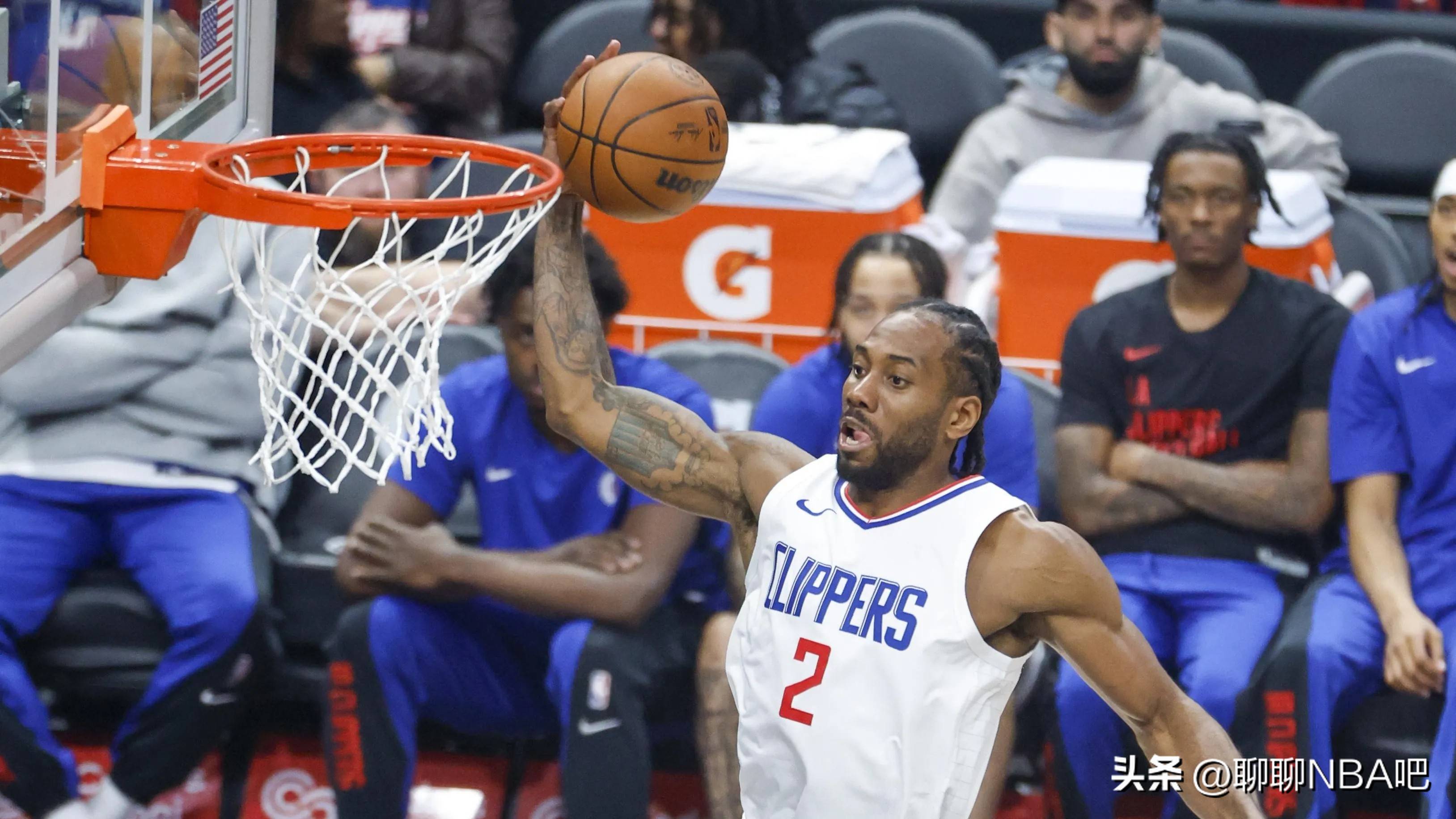 快船拒绝失利，小牛后卫抢眼表现的简单介绍