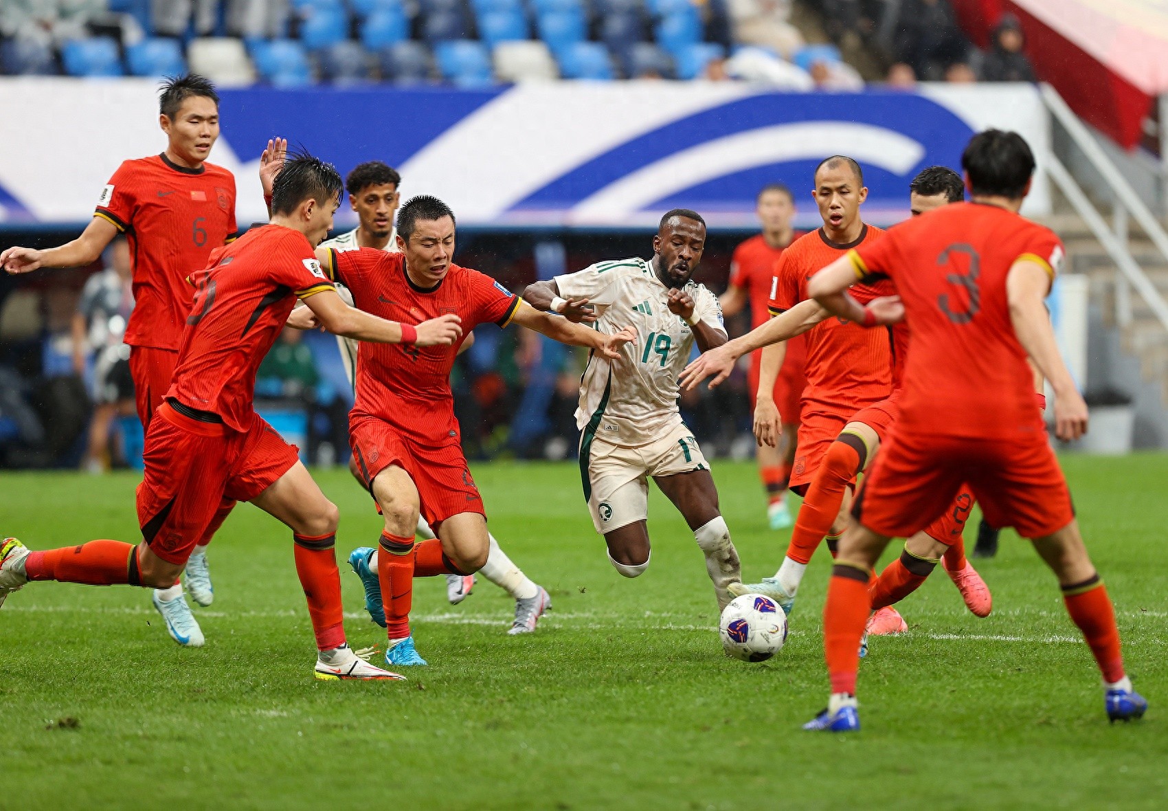 关于强手如云!亚洲足球赛事竞争激烈的信息 关于强手如云!亚洲足球赛事竞争激烈的信息