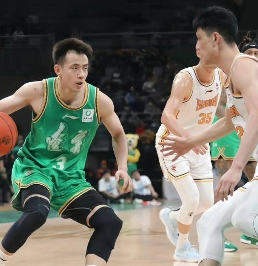 关于山东豪取六连胜,取得强势复兴的信息 关于山东豪取六连胜,取得强势复兴的信息